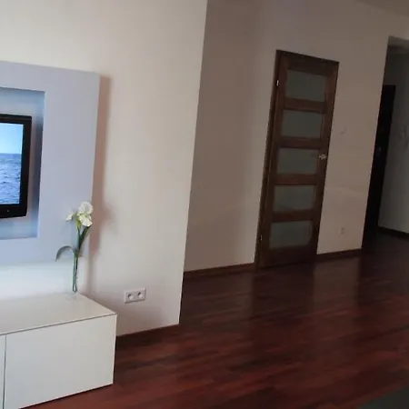 Platinum Towers Mj * Warsaw